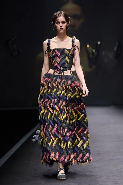 Look 57